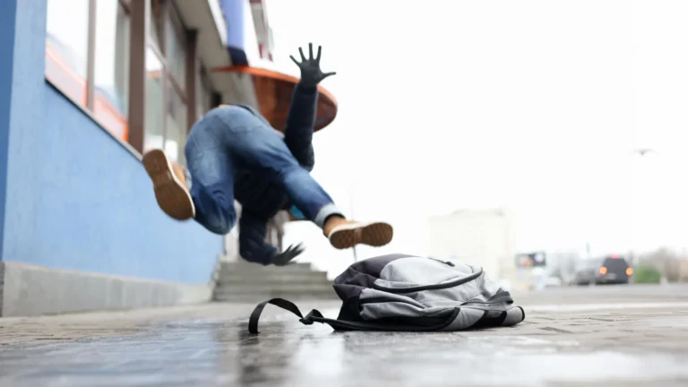 La verdadera razón por la que el hielo es resbaladizo, revelado después de 200 años