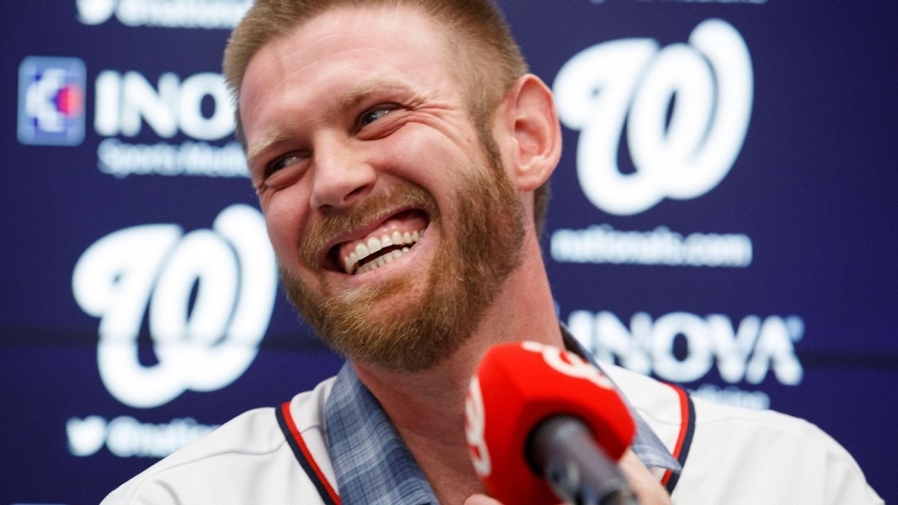 Stephen Strasburg se une al cuerpo técnico de San Diego State