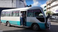 calles-de-Santo-Domingo-La-duarte-guagua-publica-2-cobradora.png