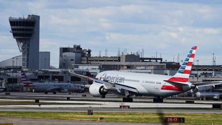 Anuncian la reducción del tráfico aéreo en Nueva York