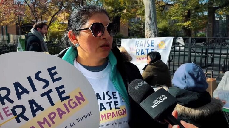 Niñeras en Brooklyn organizan campaña ‘Suban la tarifa’