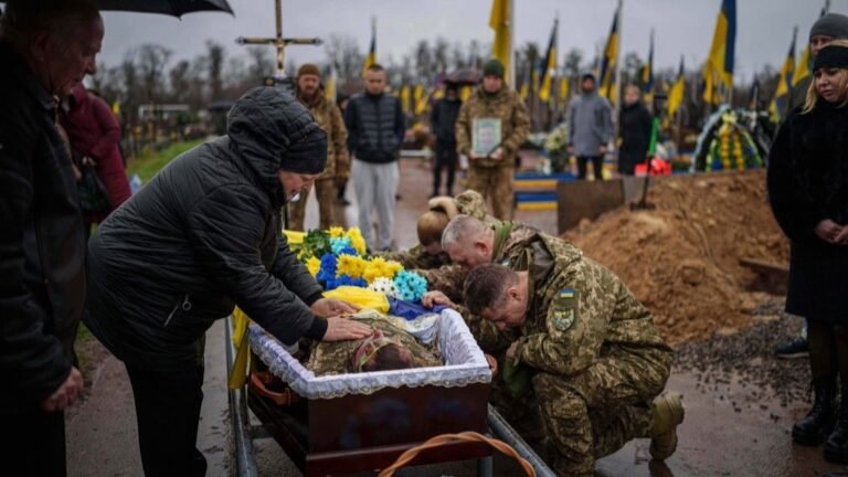 Aliados de Ucrania responden a un plan de paz de EEUU