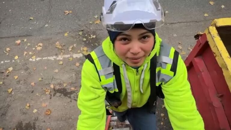 Los trabajadores cuentan su experiencia en bajas temperaturas.