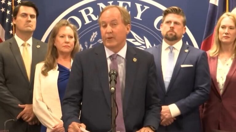 Suprema bloquea fallo invalida mapas congresionales de Texas