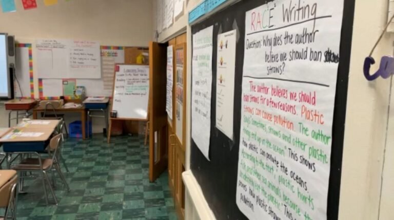 Obligados a cerrar por la falta de fondos federales