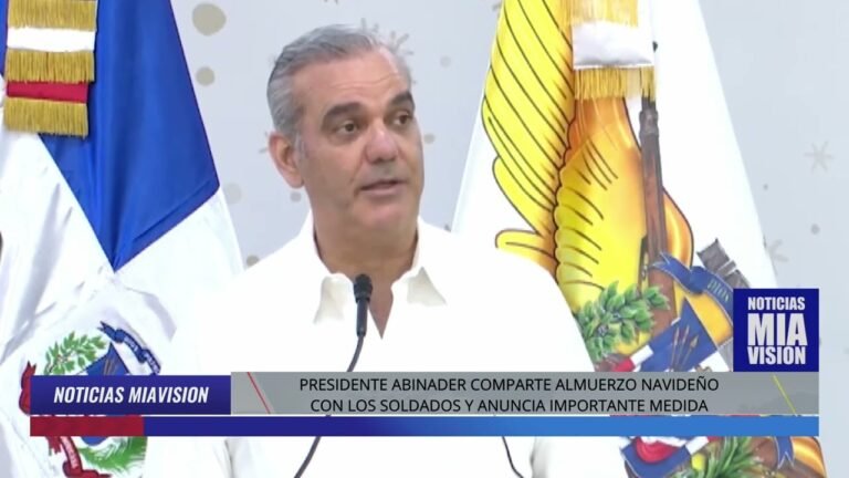 1-PRESIDENTE ABINADER COMPARTE ALMUERZO NAVIDEÑOCON LOS SOLDADOS