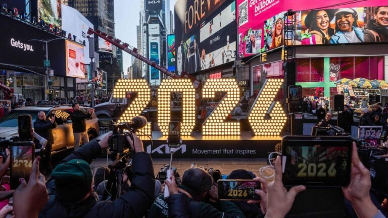 Esto es lo que se espera en caída de la bola en Times Square