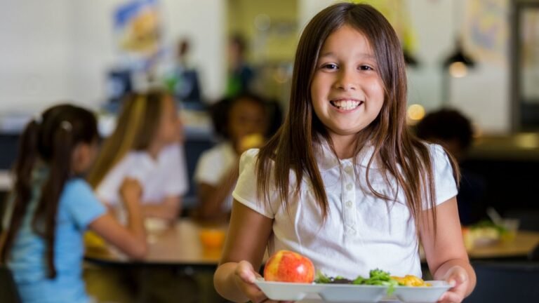 Escuelas de NY han servido 150 millones de comidas gratuitas