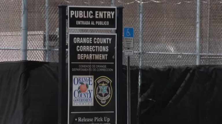 Orange pide reembolso al gobierno por detenidos por ICE