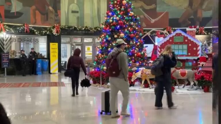 Retrasos y cancelaciones en los aeropuertos por mal tiempo