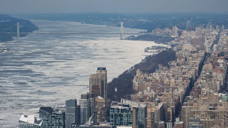 Ola de frío en el área triestatal alcanza su punto máximo