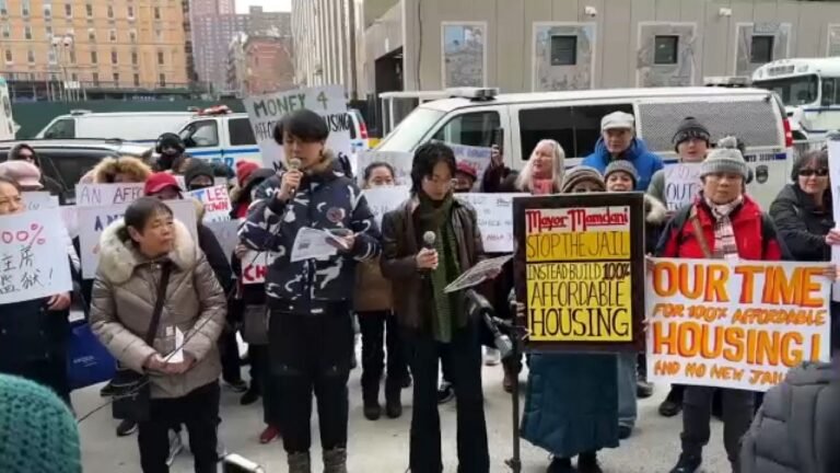 Protestan en contra de construcción de cárcel en Manhattan