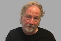 Actor Timothy Busfield acusado de abusar de dos hermanos – Remolacha