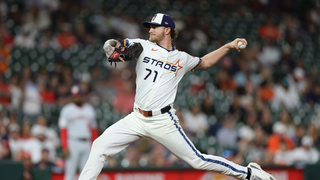 El cerrador de los Astros, Hader, atrapando tras una lesión en la temporada baja
