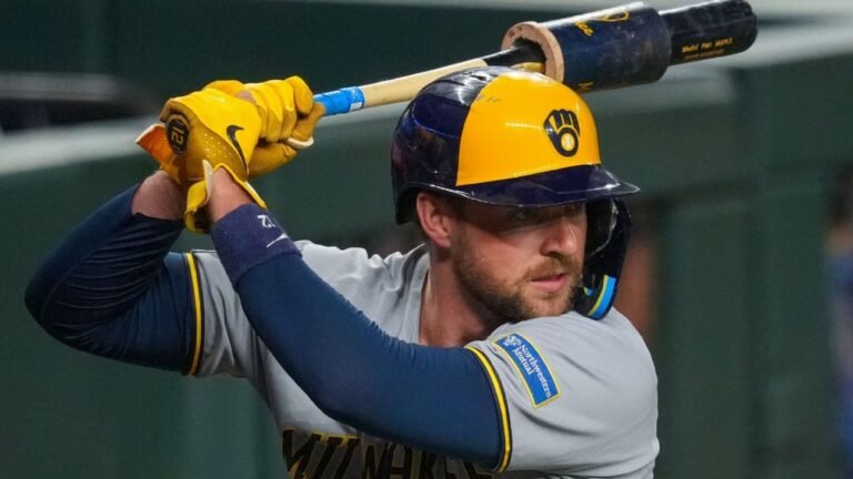 Los Guardianes acuerdan un acuerdo de ligas menores con 1B Rhys Hoskins