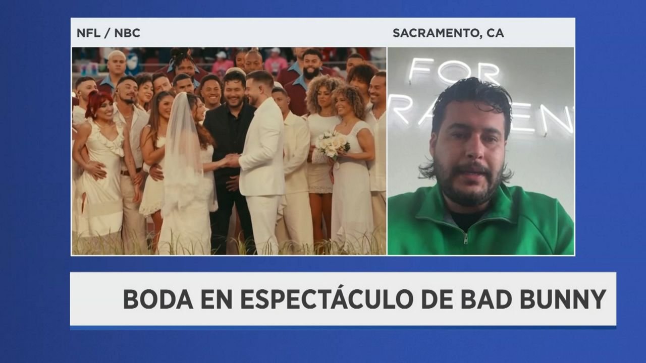 Pastor Antonio Reyes, quien se casó con los novios