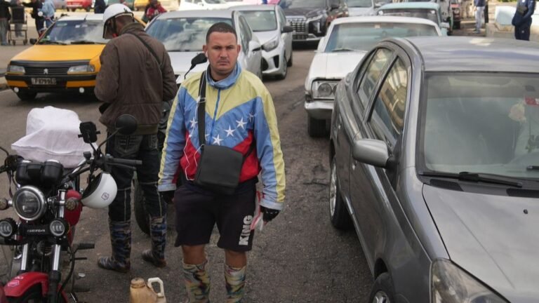 México envía 2 buques a Cuba con más de 800 toneladas