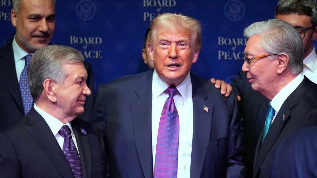 Primera reunión de la Junta de Paz