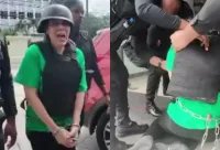 Imputada en caso SeNaSa sufre caída en entrada a tribunal (video) – Remolacha