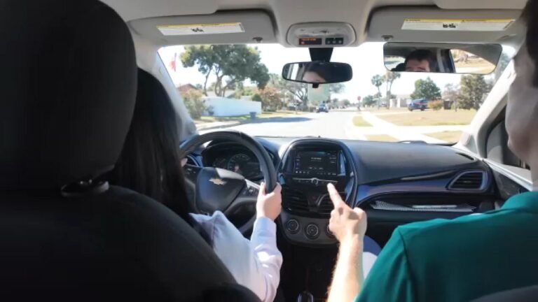 El examen de conducir en Florida será únicamente en inglés