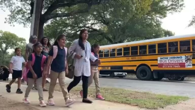 Nueva ley de Texas crea espacios para la oración en las escuelas