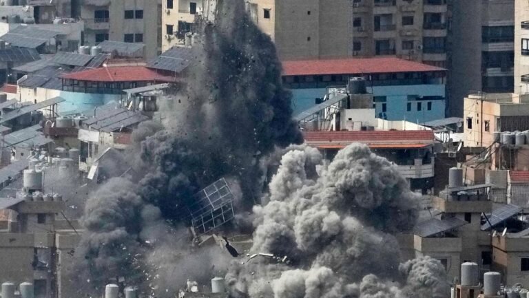 Trump descarta conversaciones sin «rendición incondicional»