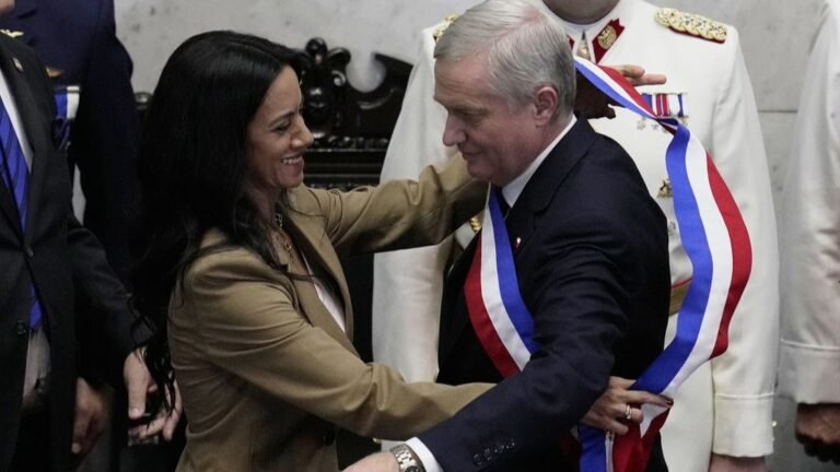 José Antonio Kast jura como presidente de Chile