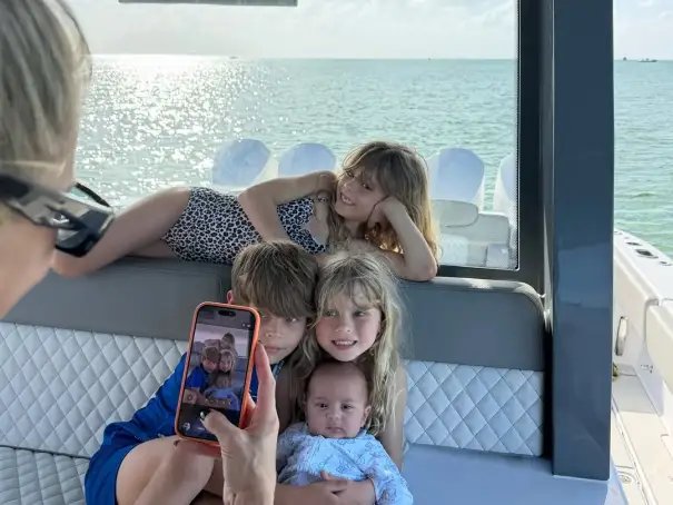Enrique Iglesias sorprende al mostrar sus cuatro hijos con Anna Kournikova – Remolacha