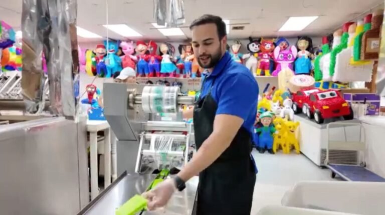 Paletería familiar La Aztace recibe reconocimiento nacional