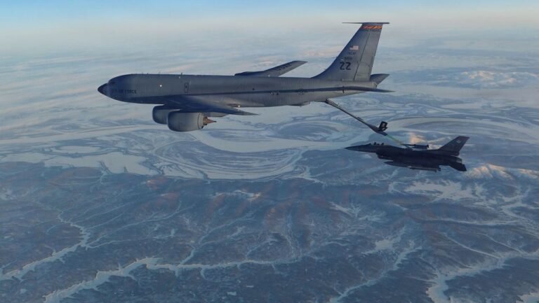 EE.UU. confirma muerte de cuatro de seis en avión en Irak