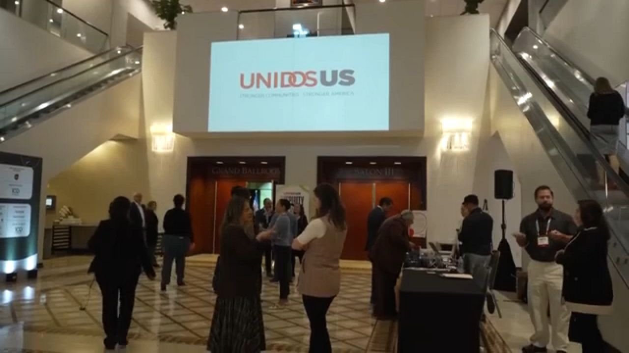 Lanzan agenda que busca ampliar oportunidades para hispanos